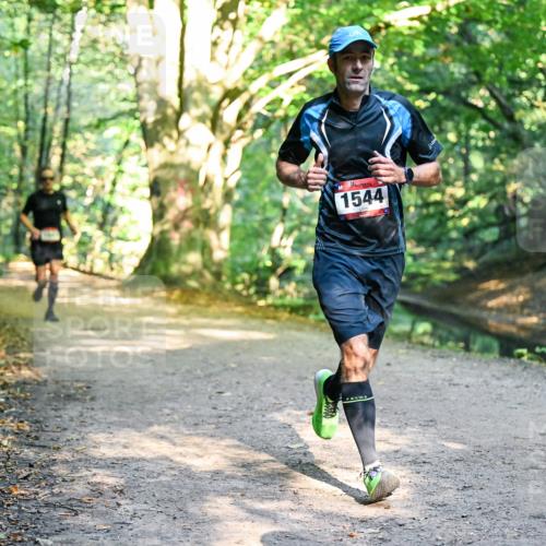 28.09.2025 - 33. Volkslauf durch das schöne Alstertal Dr. Thomas Lammeyer http://msf.ph/oto/8950894 28.09.2025 10:15:30 Laufen 1544 meine-sportfotos.de