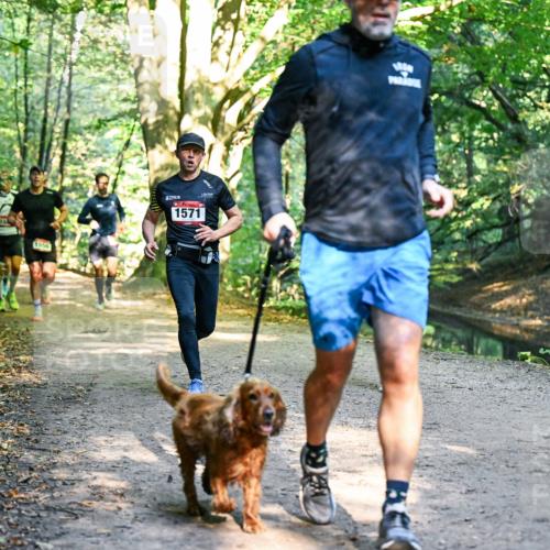 28.09.2025 - 33. Volkslauf durch das schöne Alstertal Dr. Thomas Lammeyer http://msf.ph/oto/8950906 28.09.2025 10:15:40 Laufen 1556, 1571 meine-sportfotos.de