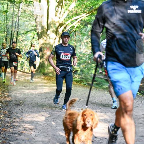 28.09.2025 - 33. Volkslauf durch das schöne Alstertal Dr. Thomas Lammeyer http://msf.ph/oto/8950909 28.09.2025 10:15:41 Laufen 1557, 1556, 1571 meine-sportfotos.de