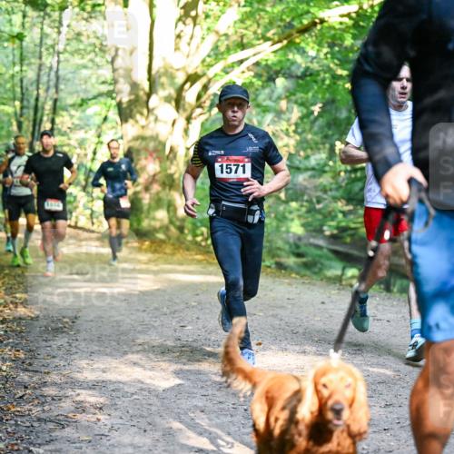 28.09.2025 - 33. Volkslauf durch das schöne Alstertal Dr. Thomas Lammeyer http://msf.ph/oto/8950911 28.09.2025 10:15:41 Laufen 1571 meine-sportfotos.de