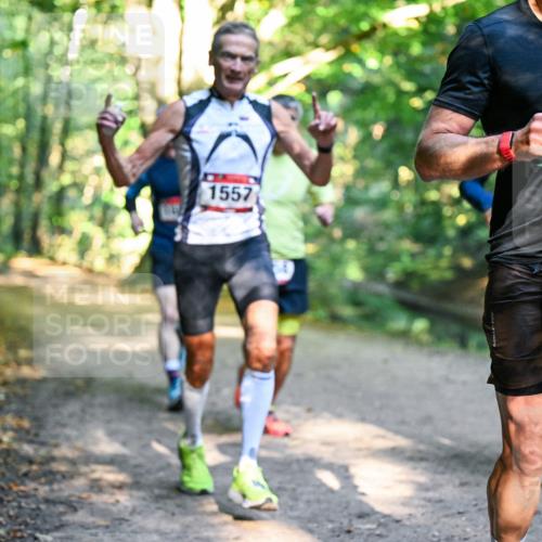 28.09.2025 - 33. Volkslauf durch das schöne Alstertal Dr. Thomas Lammeyer http://msf.ph/oto/8950932 28.09.2025 10:15:44 Laufen 1557, 1556 meine-sportfotos.de