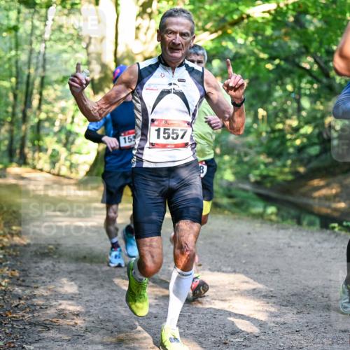28.09.2025 - 33. Volkslauf durch das schöne Alstertal Dr. Thomas Lammeyer http://msf.ph/oto/8950933 28.09.2025 10:15:45 Laufen 155, 1557, 8 meine-sportfotos.de