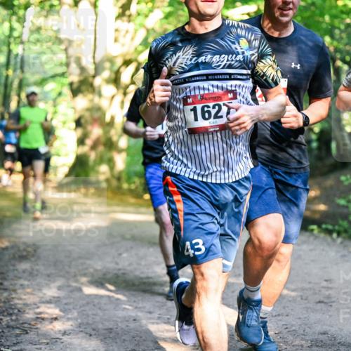 28.09.2025 - 33. Volkslauf durch das schöne Alstertal Dr. Thomas Lammeyer http://msf.ph/oto/8951031 28.09.2025 10:16:12 Laufen 1627, 43, 1628 meine-sportfotos.de