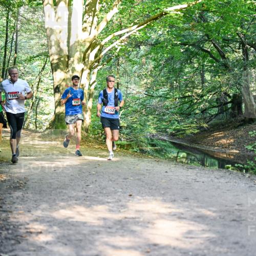 28.09.2025 - 33. Volkslauf durch das schöne Alstertal Dr. Thomas Lammeyer http://msf.ph/oto/8951076 28.09.2025 10:16:26 Laufen 1589, 1527, 1552 meine-sportfotos.de