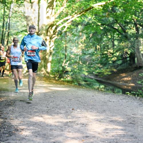 28.09.2025 - 33. Volkslauf durch das schöne Alstertal Dr. Thomas Lammeyer http://msf.ph/oto/8951158 28.09.2025 10:16:56 Laufen 574, 1575 meine-sportfotos.de
