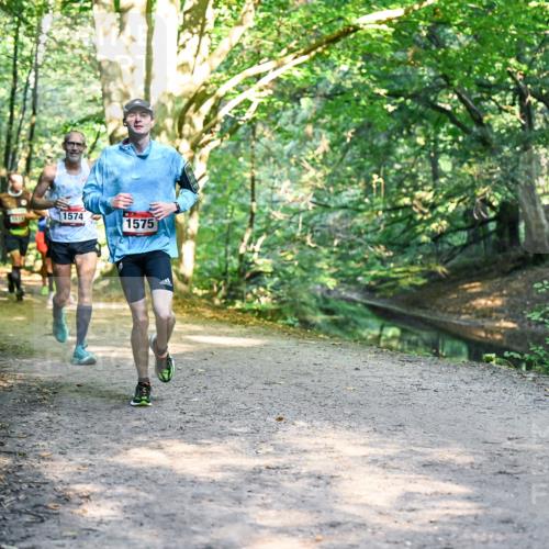 28.09.2025 - 33. Volkslauf durch das schöne Alstertal Dr. Thomas Lammeyer http://msf.ph/oto/8951160 28.09.2025 10:16:56 Laufen 1573, 1574, 1575 meine-sportfotos.de