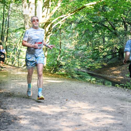 28.09.2025 - 33. Volkslauf durch das schöne Alstertal Dr. Thomas Lammeyer http://msf.ph/oto/8951210 28.09.2025 10:17:05 Laufen  meine-sportfotos.de