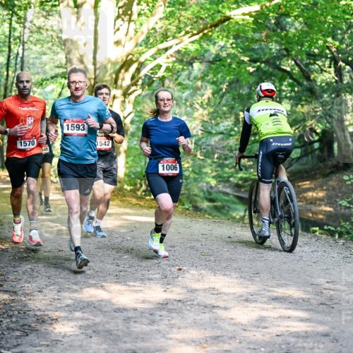 28.09.2025 - 33. Volkslauf durch das schöne Alstertal Dr. Thomas Lammeyer http://msf.ph/oto/8951237 28.09.2025 10:17:09 Laufen 1570, 1593, 1542, 1006 meine-sportfotos.de