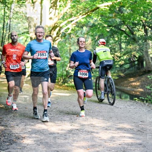 28.09.2025 - 33. Volkslauf durch das schöne Alstertal Dr. Thomas Lammeyer http://msf.ph/oto/8951239 28.09.2025 10:17:10 Laufen 1570, 1593, 542, 1006 meine-sportfotos.de