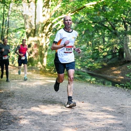28.09.2025 - 33. Volkslauf durch das schöne Alstertal Dr. Thomas Lammeyer http://msf.ph/oto/8951265 28.09.2025 10:17:16 Laufen 1573, 1541 meine-sportfotos.de