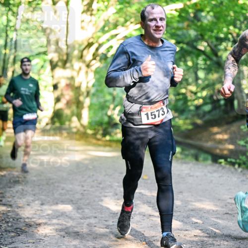 28.09.2025 - 33. Volkslauf durch das schöne Alstertal Dr. Thomas Lammeyer http://msf.ph/oto/8951286 28.09.2025 10:17:19 Laufen 1573, 1569 meine-sportfotos.de