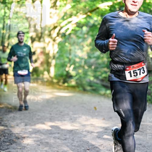 28.09.2025 - 33. Volkslauf durch das schöne Alstertal Dr. Thomas Lammeyer http://msf.ph/oto/8951289 28.09.2025 10:17:19 Laufen 1573 meine-sportfotos.de