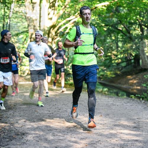 28.09.2025 - 33. Volkslauf durch das schöne Alstertal Dr. Thomas Lammeyer http://msf.ph/oto/8951411 28.09.2025 10:17:54 Laufen 6, 1597 meine-sportfotos.de
