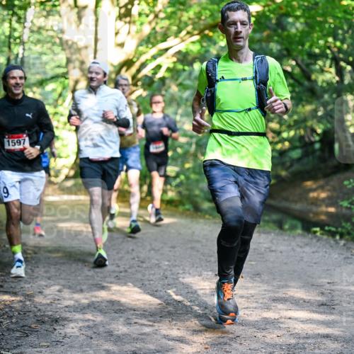 28.09.2025 - 33. Volkslauf durch das schöne Alstertal Dr. Thomas Lammeyer http://msf.ph/oto/8951413 28.09.2025 10:17:54 Laufen 66, 9, 1597 meine-sportfotos.de