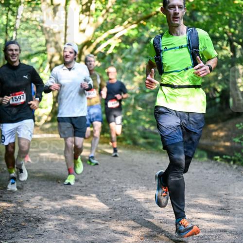 28.09.2025 - 33. Volkslauf durch das schöne Alstertal Dr. Thomas Lammeyer http://msf.ph/oto/8951414 28.09.2025 10:17:54 Laufen 1597 meine-sportfotos.de