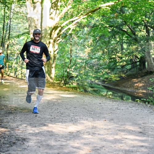 28.09.2025 - 33. Volkslauf durch das schöne Alstertal Dr. Thomas Lammeyer http://msf.ph/oto/8951430 28.09.2025 10:17:58 Laufen 1616 meine-sportfotos.de