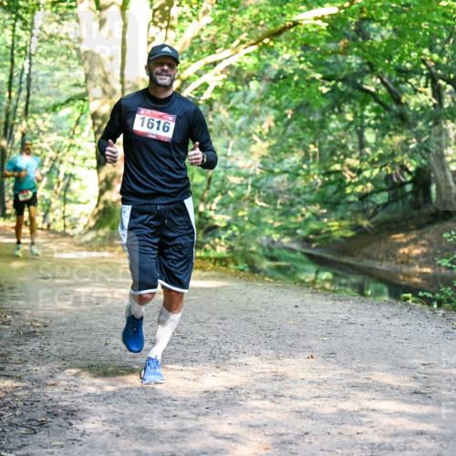28.09.2025 - 33. Volkslauf durch das schöne Alstertal Dr. Thomas Lammeyer http://msf.ph/oto/8951436 28.09.2025 10:17:59 Laufen 1616 meine-sportfotos.de