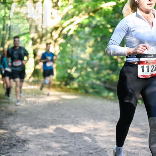 28.09.2025 - 33. Volkslauf durch das schöne Alstertal Dr. Thomas Lammeyer http://msf.ph/oto/8951486 28.09.2025 10:18:08 Laufen 1123 meine-sportfotos.de