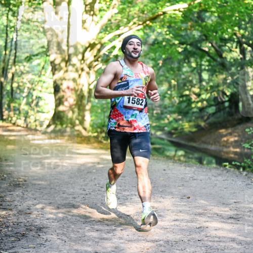28.09.2025 - 33. Volkslauf durch das schöne Alstertal Dr. Thomas Lammeyer http://msf.ph/oto/8951572 28.09.2025 10:18:23 Laufen 1972, 1582 meine-sportfotos.de