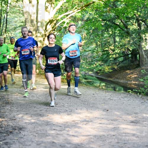 28.09.2025 - 33. Volkslauf durch das schöne Alstertal Dr. Thomas Lammeyer http://msf.ph/oto/8951604 28.09.2025 10:18:42 Laufen 1629, 1636, 1864, 1024, 1625 meine-sportfotos.de