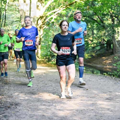 28.09.2025 - 33. Volkslauf durch das schöne Alstertal Dr. Thomas Lammeyer http://msf.ph/oto/8951608 28.09.2025 10:18:42 Laufen 100, 1636, 1864, 1024, 1625 meine-sportfotos.de