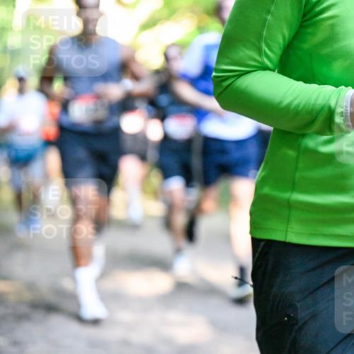 28.09.2025 - 33. Volkslauf durch das schöne Alstertal Dr. Thomas Lammeyer http://msf.ph/oto/8951638 28.09.2025 10:18:47 Laufen  meine-sportfotos.de