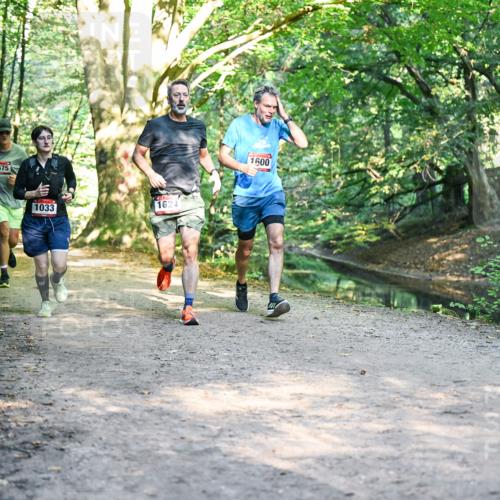 28.09.2025 - 33. Volkslauf durch das schöne Alstertal Dr. Thomas Lammeyer http://msf.ph/oto/8951677 28.09.2025 10:18:57 Laufen 1692, 1675, 1033, 162, 1600 meine-sportfotos.de