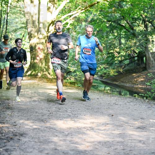 28.09.2025 - 33. Volkslauf durch das schöne Alstertal Dr. Thomas Lammeyer http://msf.ph/oto/8951679 28.09.2025 10:18:58 Laufen 1692, 1675, 1624, 033, 1600 meine-sportfotos.de