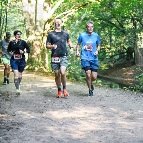 28.09.2025 - 33. Volkslauf durch das schöne Alstertal Dr. Thomas Lammeyer http://msf.ph/oto/8951681 28.09.2025 10:18:58 Laufen 1692, 16, 1033, 1624, 1600 meine-sportfotos.de