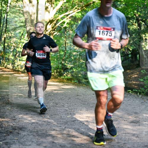 28.09.2025 - 33. Volkslauf durch das schöne Alstertal Dr. Thomas Lammeyer http://msf.ph/oto/8951702 28.09.2025 10:19:01 Laufen 011, 1692, 1675 meine-sportfotos.de