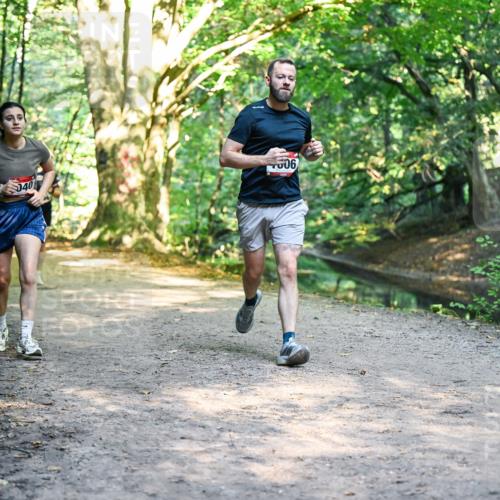 28.09.2025 - 33. Volkslauf durch das schöne Alstertal Dr. Thomas Lammeyer http://msf.ph/oto/8951751 28.09.2025 10:19:10 Laufen 040, 006 meine-sportfotos.de