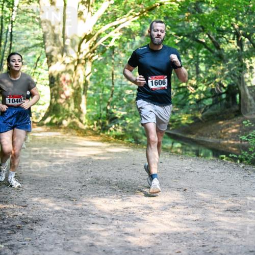 28.09.2025 - 33. Volkslauf durch das schöne Alstertal Dr. Thomas Lammeyer http://msf.ph/oto/8951753 28.09.2025 10:19:10 Laufen 1606, 1040 meine-sportfotos.de