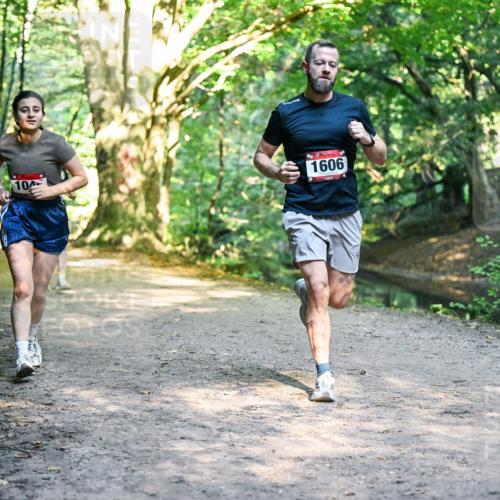 28.09.2025 - 33. Volkslauf durch das schöne Alstertal Dr. Thomas Lammeyer http://msf.ph/oto/8951754 28.09.2025 10:19:11 Laufen 10, 1606 meine-sportfotos.de