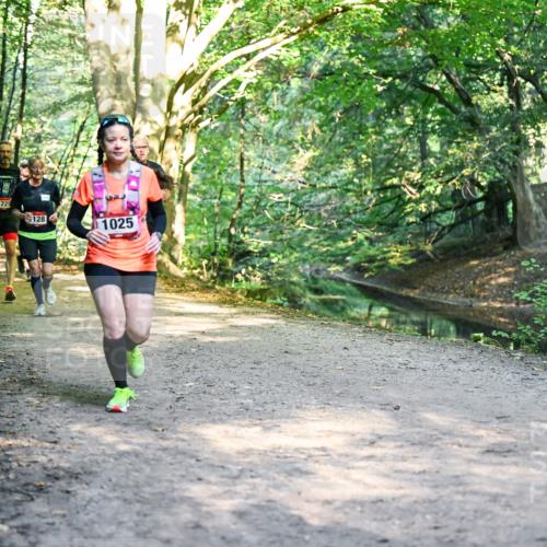 28.09.2025 - 33. Volkslauf durch das schöne Alstertal Dr. Thomas Lammeyer http://msf.ph/oto/8951793 28.09.2025 10:19:18 Laufen 1654, 1729, 128, 1025 meine-sportfotos.de