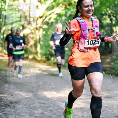 28.09.2025 - 33. Volkslauf durch das schöne Alstertal Dr. Thomas Lammeyer http://msf.ph/oto/8951805 28.09.2025 10:19:19 Laufen 1025 meine-sportfotos.de