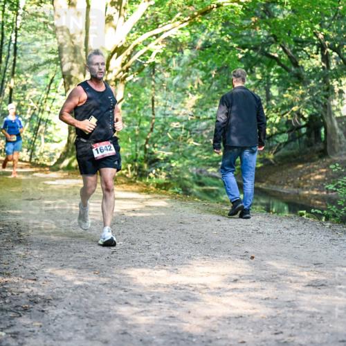 28.09.2025 - 33. Volkslauf durch das schöne Alstertal Dr. Thomas Lammeyer http://msf.ph/oto/8951841 28.09.2025 10:19:26 Laufen 1642 meine-sportfotos.de