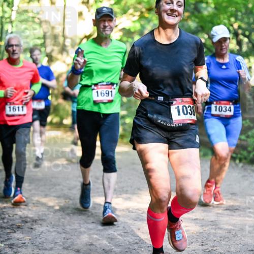 28.09.2025 - 33. Volkslauf durch das schöne Alstertal Dr. Thomas Lammeyer http://msf.ph/oto/8951874 28.09.2025 10:19:32 Laufen 1611, 1691, 1038, 1034 meine-sportfotos.de