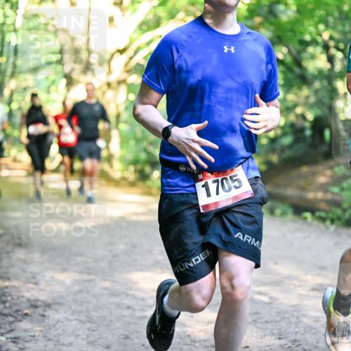 28.09.2025 - 33. Volkslauf durch das schöne Alstertal Dr. Thomas Lammeyer http://msf.ph/oto/8951889 28.09.2025 10:19:35 Laufen 1705, 1704 meine-sportfotos.de