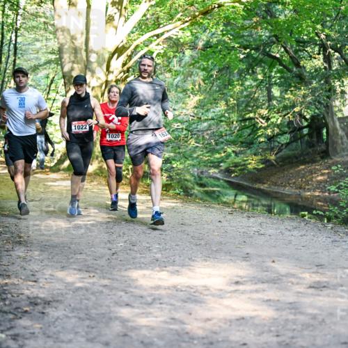 28.09.2025 - 33. Volkslauf durch das schöne Alstertal Dr. Thomas Lammeyer http://msf.ph/oto/8951896 28.09.2025 10:19:36 Laufen 1623, 2024, 1022, 1020, 1633 meine-sportfotos.de