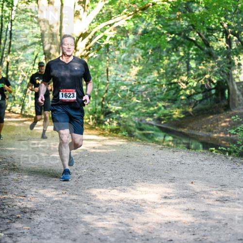 28.09.2025 - 33. Volkslauf durch das schöne Alstertal Dr. Thomas Lammeyer http://msf.ph/oto/8951927 28.09.2025 10:19:42 Laufen 1032, 1623 meine-sportfotos.de