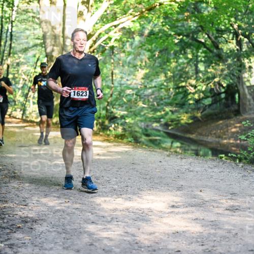 28.09.2025 - 33. Volkslauf durch das schöne Alstertal Dr. Thomas Lammeyer http://msf.ph/oto/8951928 28.09.2025 10:19:42 Laufen 1032, 1623 meine-sportfotos.de