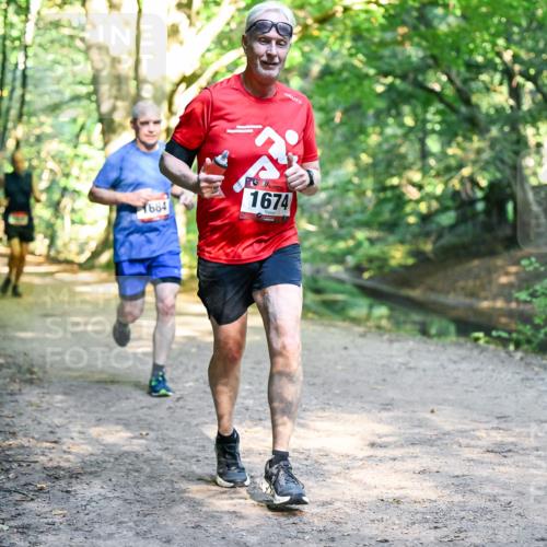 28.09.2025 - 33. Volkslauf durch das schöne Alstertal Dr. Thomas Lammeyer http://msf.ph/oto/8951969 28.09.2025 10:19:49 Laufen 7684, 3, 1674 meine-sportfotos.de