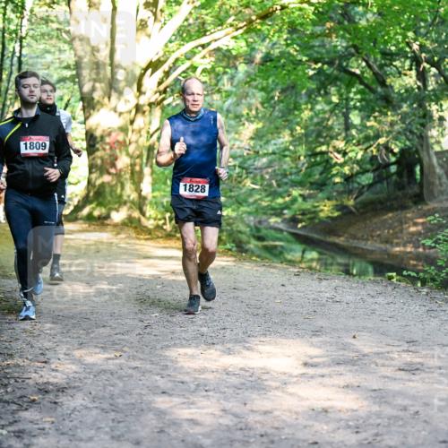 28.09.2025 - 33. Volkslauf durch das schöne Alstertal Dr. Thomas Lammeyer http://msf.ph/oto/8951987 28.09.2025 10:19:52 Laufen 1809, 1828 meine-sportfotos.de
