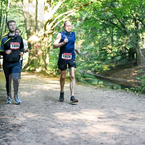28.09.2025 - 33. Volkslauf durch das schöne Alstertal Dr. Thomas Lammeyer http://msf.ph/oto/8951988 28.09.2025 10:19:52 Laufen 1809, 1828 meine-sportfotos.de