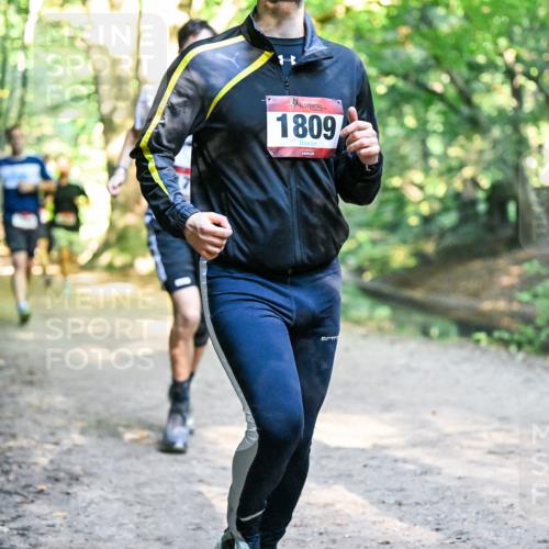 28.09.2025 - 33. Volkslauf durch das schöne Alstertal Dr. Thomas Lammeyer http://msf.ph/oto/8952001 28.09.2025 10:19:54 Laufen 1809 meine-sportfotos.de