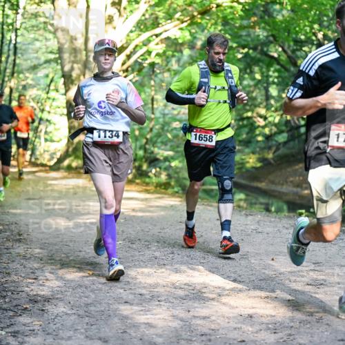 28.09.2025 - 33. Volkslauf durch das schöne Alstertal Dr. Thomas Lammeyer http://msf.ph/oto/8952031 28.09.2025 10:19:59 Laufen 1134, 1664, 1658, 1764 meine-sportfotos.de