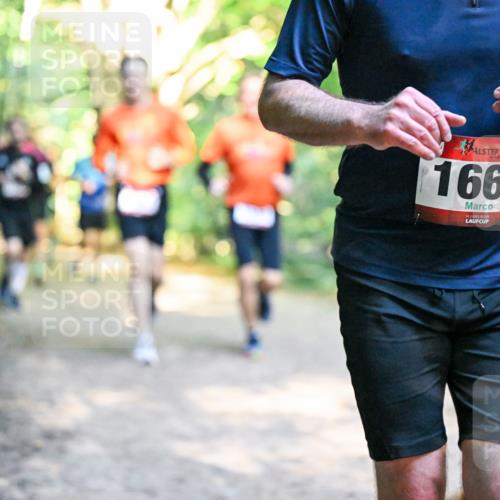 28.09.2025 - 33. Volkslauf durch das schöne Alstertal Dr. Thomas Lammeyer http://msf.ph/oto/8952060 28.09.2025 10:20:04 Laufen 1664 meine-sportfotos.de