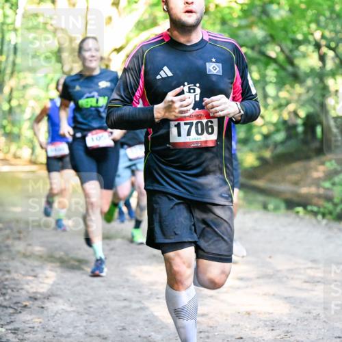28.09.2025 - 33. Volkslauf durch das schöne Alstertal Dr. Thomas Lammeyer http://msf.ph/oto/8952079 28.09.2025 10:20:07 Laufen 105, 1706 meine-sportfotos.de