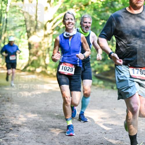 28.09.2025 - 33. Volkslauf durch das schöne Alstertal Dr. Thomas Lammeyer http://msf.ph/oto/8952090 28.09.2025 10:20:09 Laufen 1795, 1029 meine-sportfotos.de
