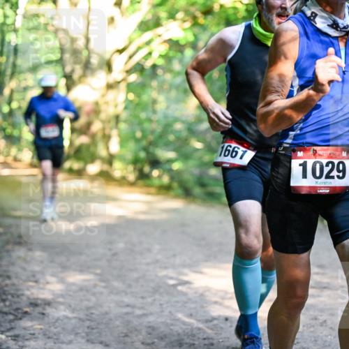 28.09.2025 - 33. Volkslauf durch das schöne Alstertal Dr. Thomas Lammeyer http://msf.ph/oto/8952093 28.09.2025 10:20:09 Laufen 1667, 1029 meine-sportfotos.de